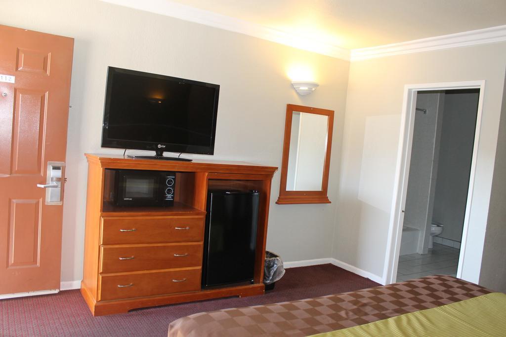 West Coast Motel