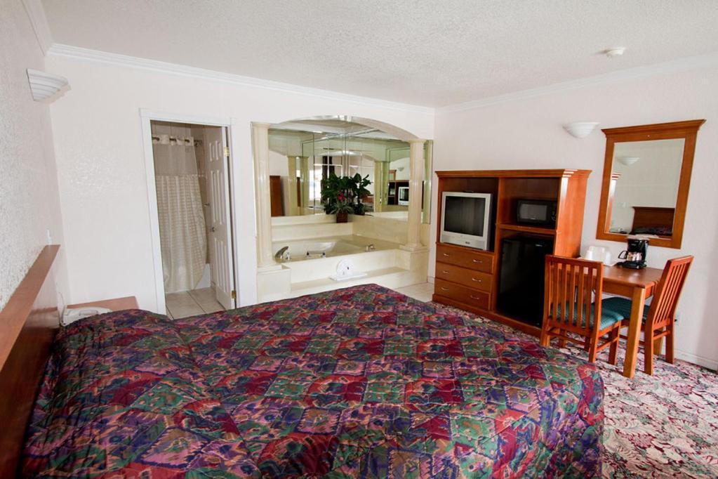 Motel West Coast Santa Ana
